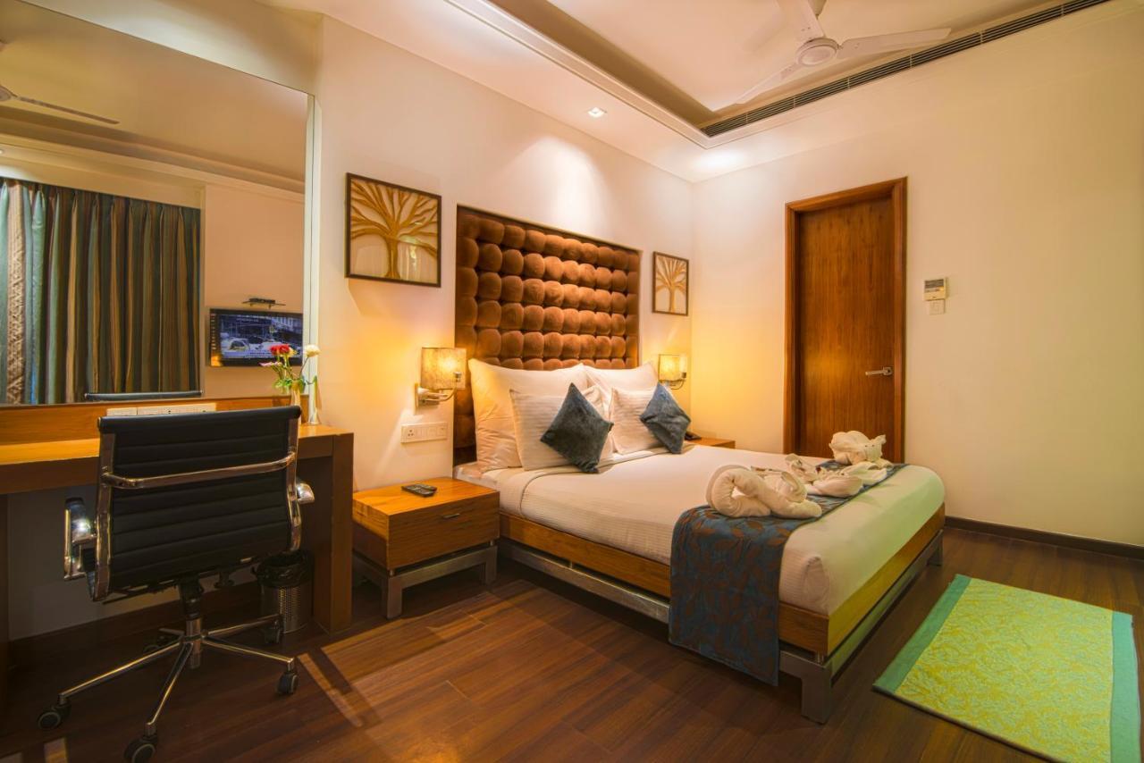 Hotel Riverview Ahmedabad Eksteriør bilde